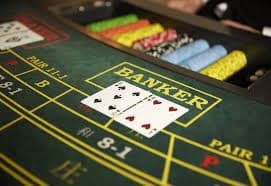 Sports betting interface on fb005 showing live basketball and boxing markets